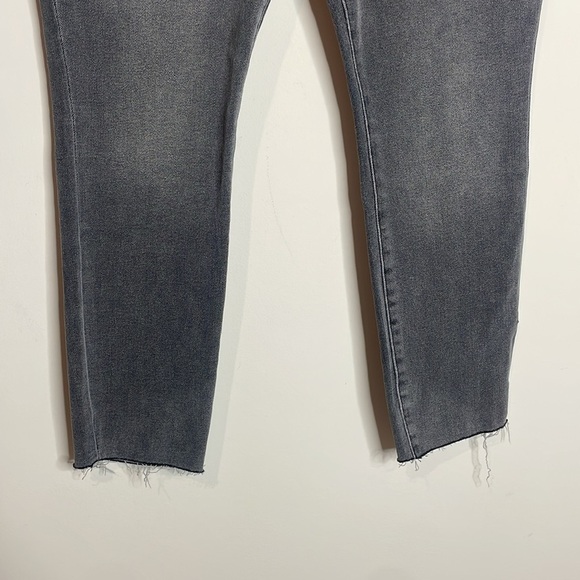 Good American | Women’s Good Waist Crop Jeans Raw Hem Black Washed Size 32 NWT - Picture 3 of 7